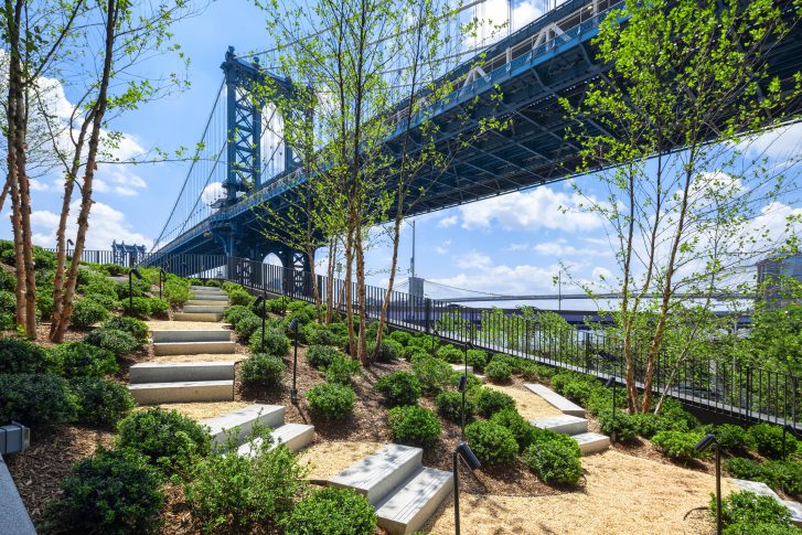 One Manhattan Square - West 8